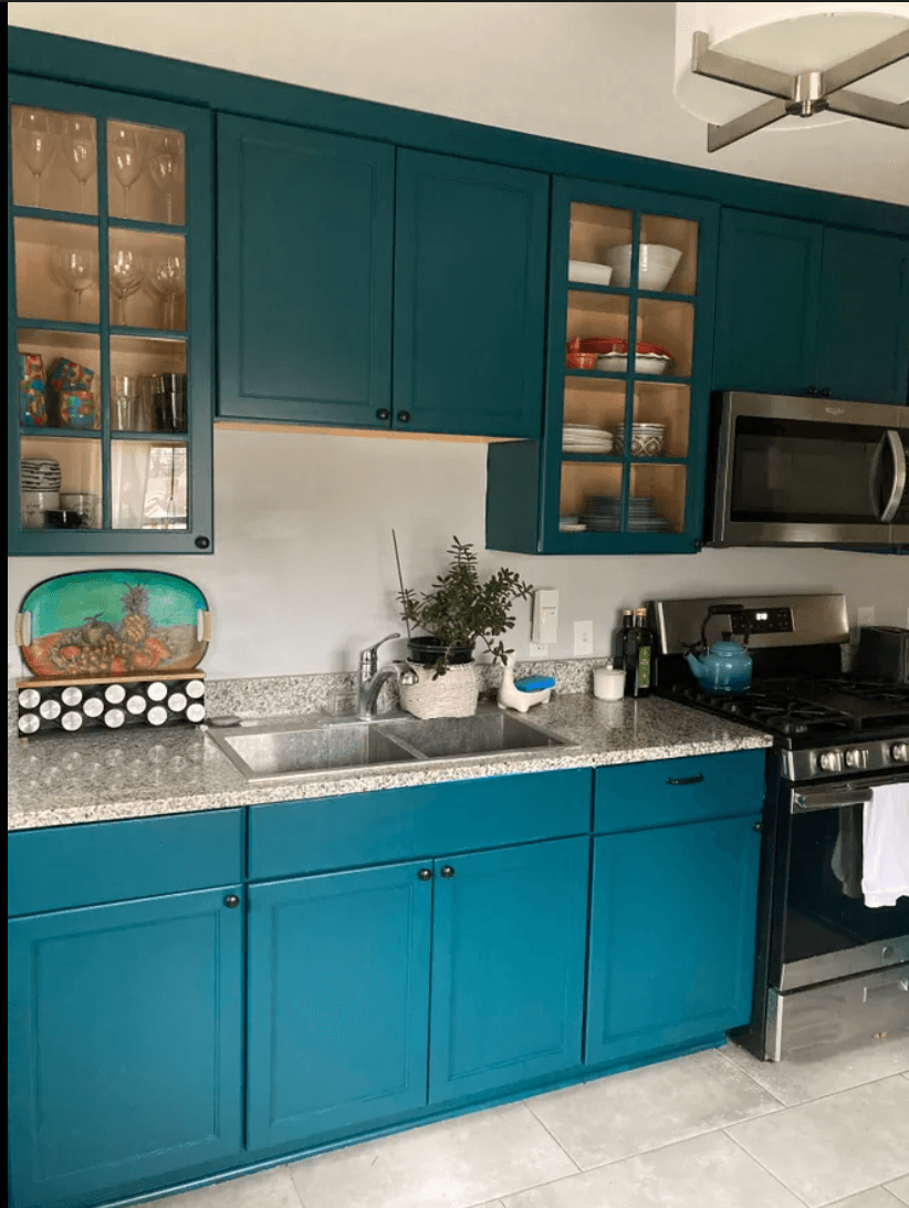 Cabinet Painting and Refinishing